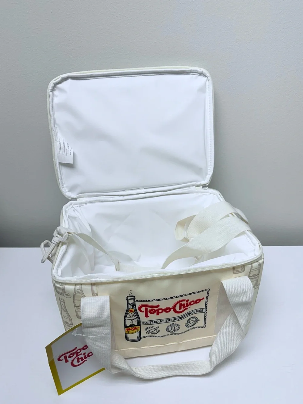 New Limited Release Picnic Time Topo Chico 12 Cans/4.5qt Soft-Sided Cooler